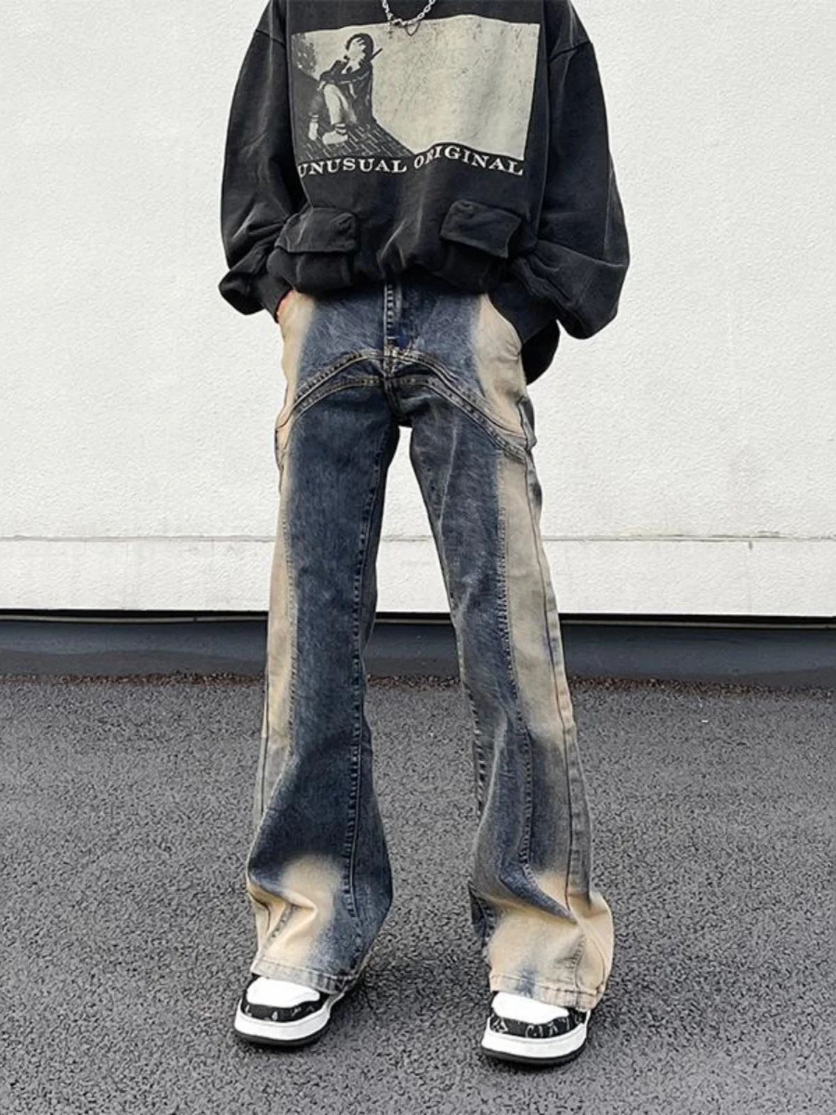 Retro American Washed Gradient Tie Dye Loose Men's Jeans Bell Bottom Design Casual Wear Youth Popular Wide Leg Pants
Retro American Washed Gradient Tie Dye Loose Men's Jeans Bell Bottom Design Casual Wear Youth Popular Wide Leg Pants