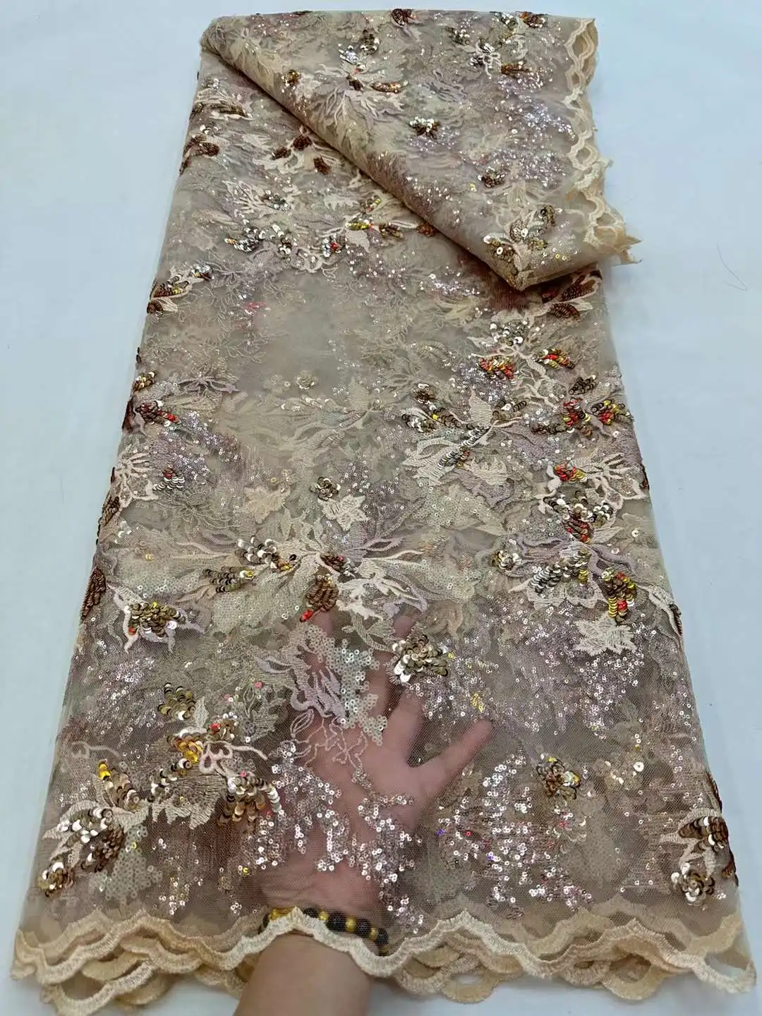 Gold French African Lace Fabric Embroidery Floral 2023 High Quality Nigerian Tulle Sequins Lace Fabrics For Wedding Dress Sewing
Gold French African Lace Fabric Embroidery Floral 2023 High Quality Nigerian Tulle Sequins Lace Fabrics For Wedding Dress Sewing