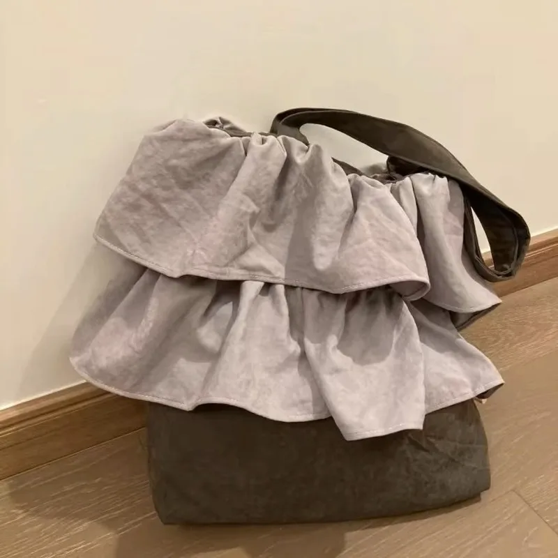 Lotus Leaf Edge Purple Canvas Bag, Skirt Commuting Tote Bag,Spliced Large Capacity Bucket Bag, Contrasting Underarm Shoulder Bag
Lotus Leaf Edge Purple Canvas Bag, Skirt Commuting Tote Bag,Spliced Large Capacity Bucket Bag, Contrasting Underarm Shoulder Bag