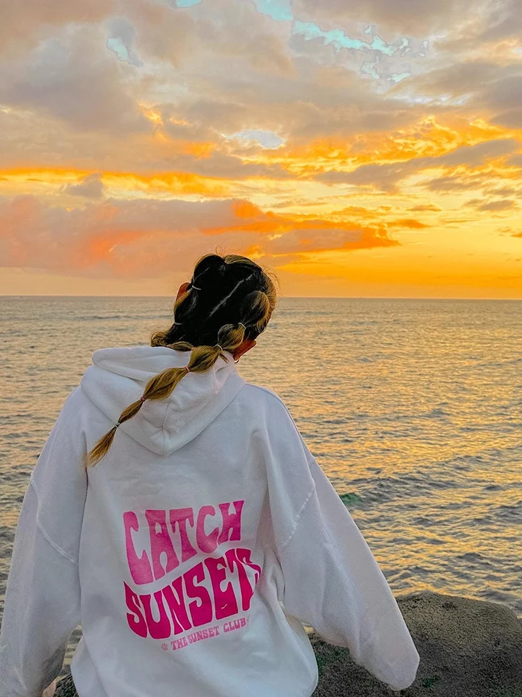 Catch Sunsets Creativity Letter Female Cotton Long Sleeves Original Design Trend Sweatshirts Oversize Pocket Warm Womens Hoodies
Catch Sunsets Creativity Letter Female Cotton Long Sleeves Original Design Trend Sweatshirts Oversize Pocket Warm Womens Hoodies