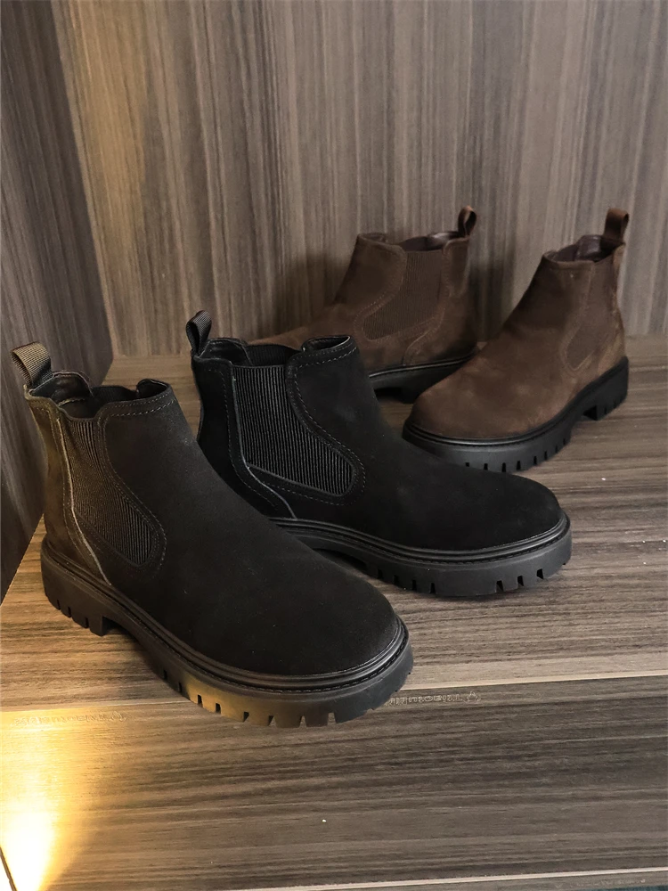 Retro Desert Boots for Men Thickened Rubber Bottom Anti-Cow Velvet Warm round Toe Short Boot Autumn Winter Fashion
Retro Desert Boots for Men Thickened Rubber Bottom Anti-Cow Velvet Warm round Toe Short Boot Autumn Winter Fashion