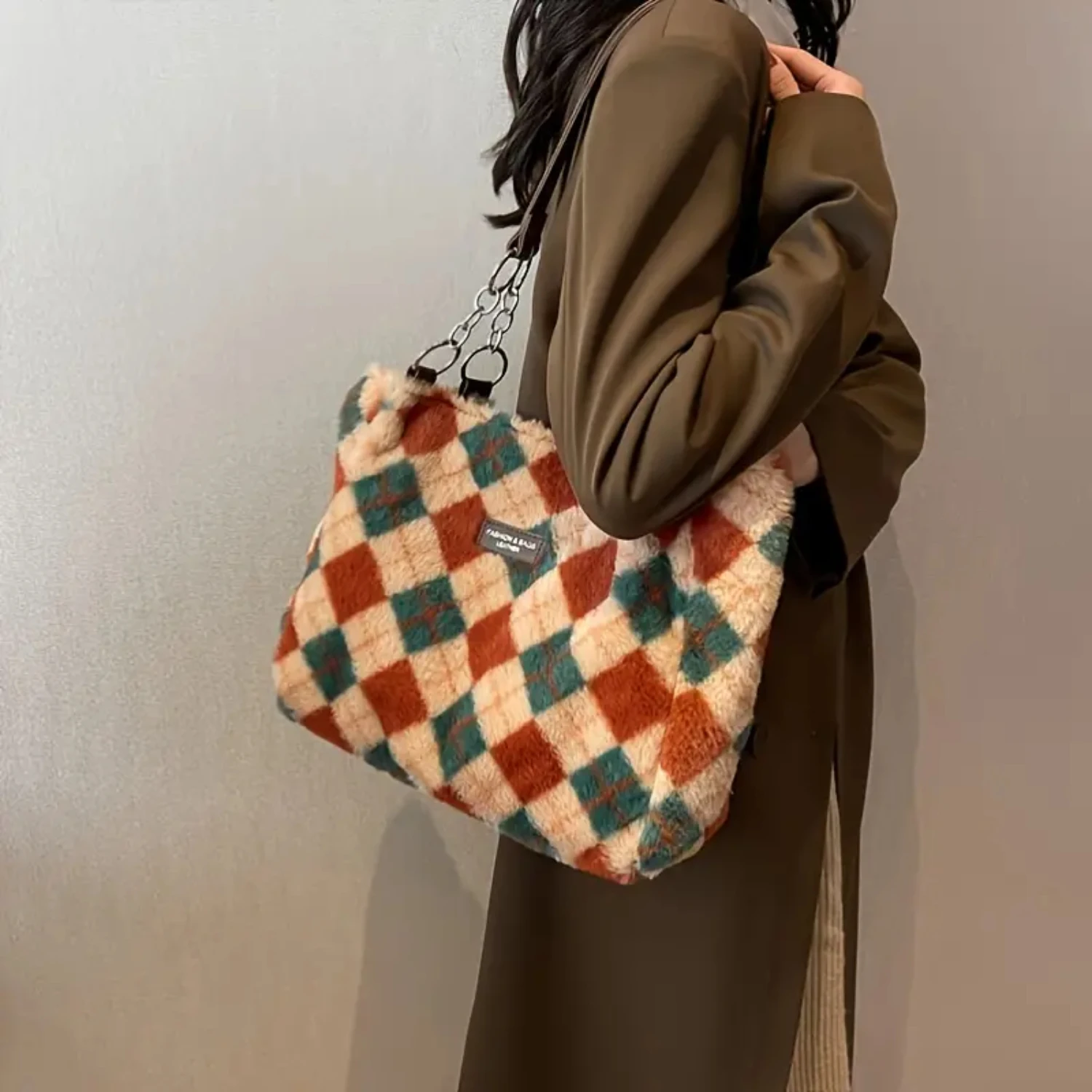 Patch Detail Tote Bag, Womens Fashion Large Capacity Shoulder Bag Casual Fluffy Handbag Kawaii bags Luxe designer Jw pei
Patch Detail Tote Bag, Womens Fashion Large Capacity Shoulder Bag Casual Fluffy Handbag Kawaii bags Luxe designer Jw pei