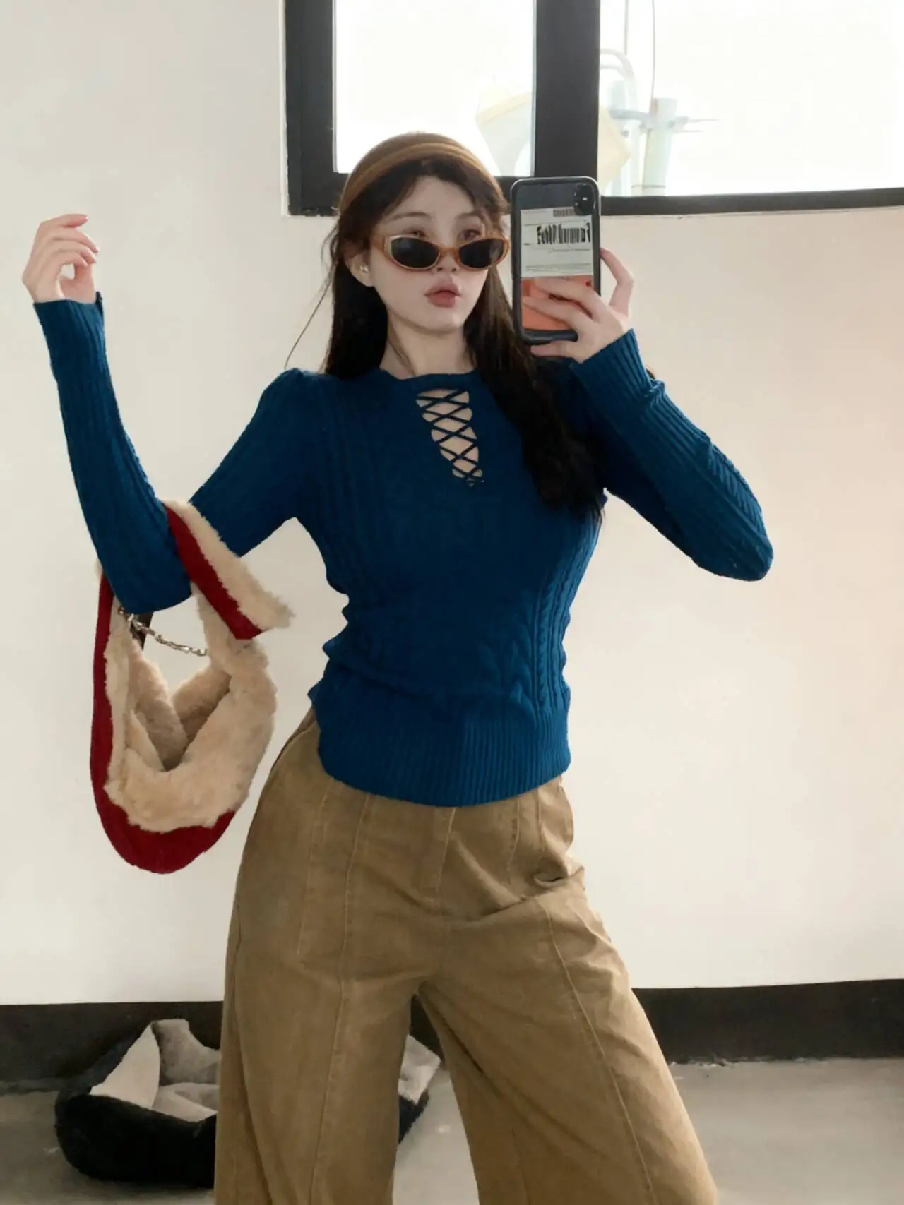 Свитера Джемперы Пуловеры Женский топ с длинными рукавами Многослойный стиль Softy Femme Водолазка в стиле вестерн Флисовая художественная шерстяная вязаная простая
Свитера Джемперы Пуловеры Женский топ с длинными рукавами Многослойный стиль Softy Femme Водолазка в стиле вестерн Флисовая художественная шерстяная вязаная простая