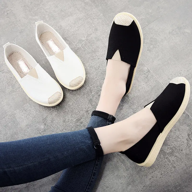 Canvas Shoes Women's New Spring Breathable Casual Flat Women's Shoes Cartoon Old Beijing Cloth Shoes
Canvas Shoes Women's New Spring Breathable Casual Flat Women's Shoes Cartoon Old Beijing Cloth Shoes