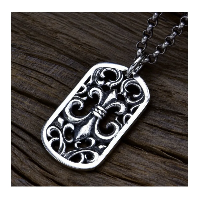 New Anchor Pendant Necklace Domineering Retro Men's and Women's Personality Versatile Pendant High-end Hollow Accessories
New Anchor Pendant Necklace Domineering Retro Men's and Women's Personality Versatile Pendant High-end Hollow Accessories
