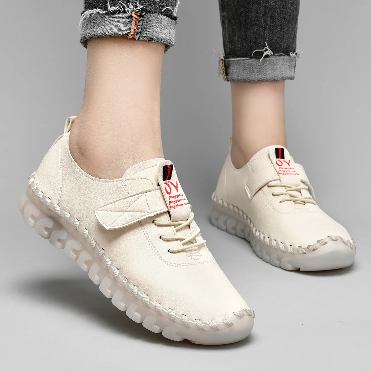 Popular Handmade Beef Tendon Soft-soled Mother Shoes Women's 2023 Spring and Summer New Flat-soled Casual Shoes
Popular Handmade Beef Tendon Soft-soled Mother Shoes Women's 2023 Spring and Summer New Flat-soled Casual Shoes