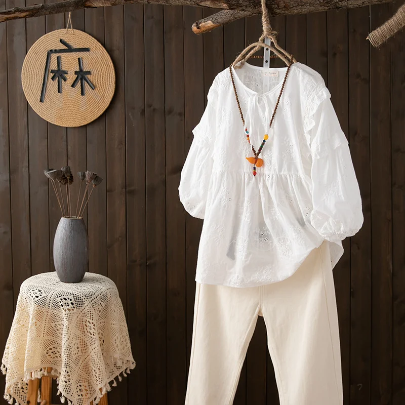 Elegant and Youth Summer Blouses Large Size Cotton Lace Embroidered Blouses for Women 2024 Japan Style Loose Ruffled Shirts
Elegant and Youth Summer Blouses Large Size Cotton Lace Embroidered Blouses for Women 2024 Japan Style Loose Ruffled Shirts