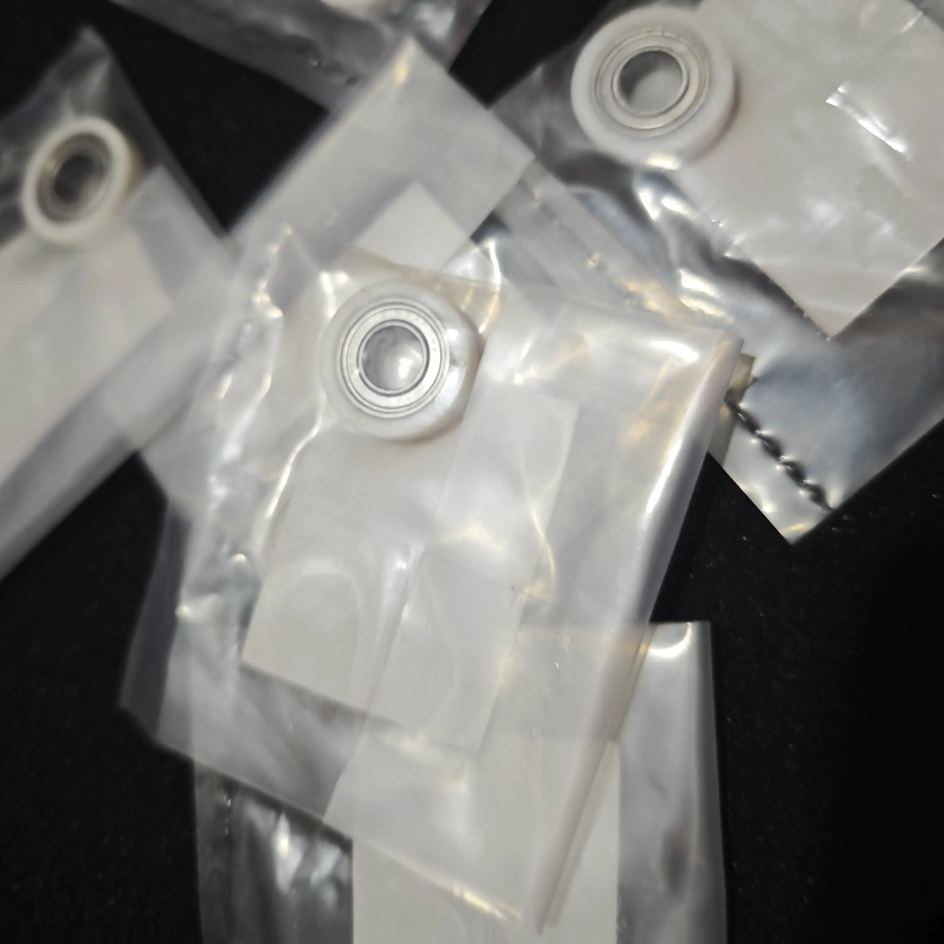 1sets FS5-6448-000 Spacer Roller for Canon 2200 2220 2230 2250 2270 2520 2525 2530 2535 2545 2820 2830 2850 2870 3025 3035 215
1sets FS5-6448-000 Spacer Roller for Canon 2200 2220 2230 2250 2270 2520 2525 2530 2535 2545 2820 2830 2850 2870 3025 3035 215