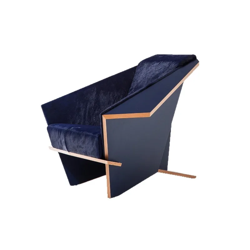 Italian minimalist solid wood fabric geometric sofa creative living room medieval reception chair
Italian minimalist solid wood fabric geometric sofa creative living room medieval reception chair