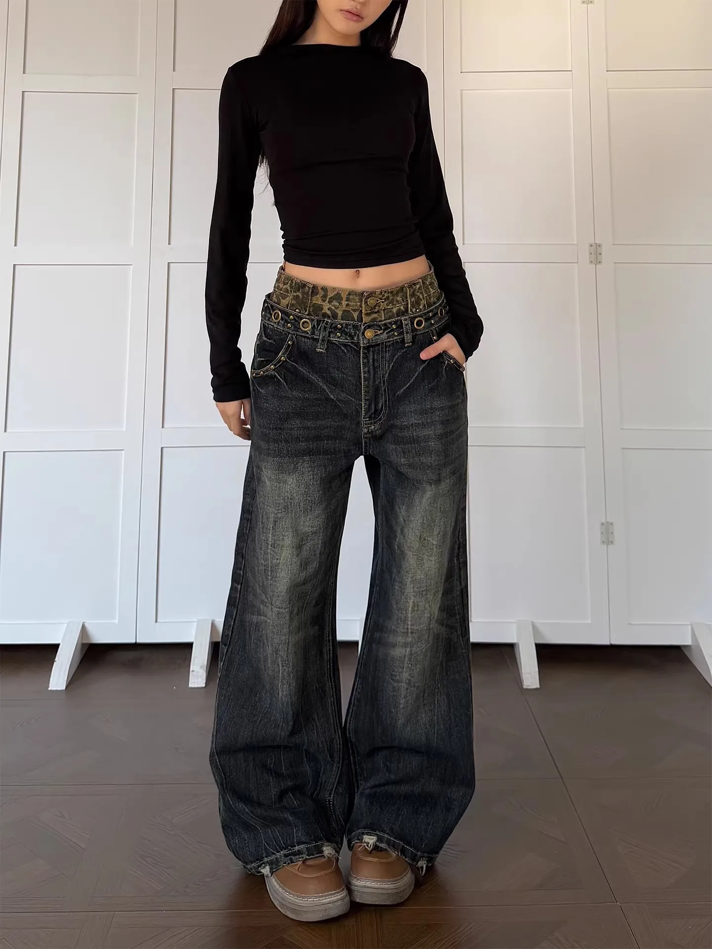 Retro American Leopard Print Patchwork High Waist Straight Leg Wide Leg Jeans Unisex Street Style Design Casual Comfortable
Retro American Leopard Print Patchwork High Waist Straight Leg Wide Leg Jeans Unisex Street Style Design Casual Comfortable