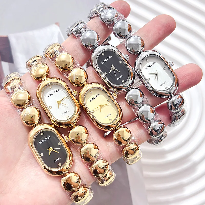Women's vintage bracelet watchsmall light luxuryartistic retro oval, watch accessories, women's stainless steel watchfemale gift
Women's vintage bracelet watchsmall light luxuryartistic retro oval, watch accessories, women's stainless steel watchfemale gift