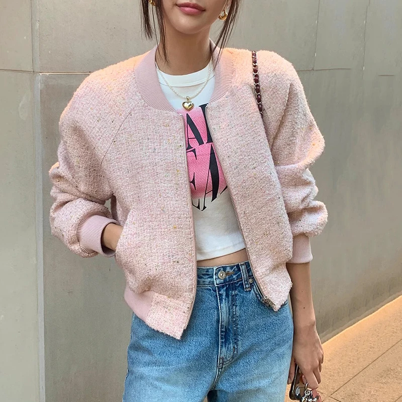 Chic Autumnal Knitted Long Sve Zipper Coats Women's Loose Fit Faionable Stand Collar Mixed Color Weave Versatile Outerwear
Chic Autumnal Knitted Long Sve Zipper Coats Women's Loose Fit Faionable Stand Collar Mixed Color Weave Versatile Outerwear