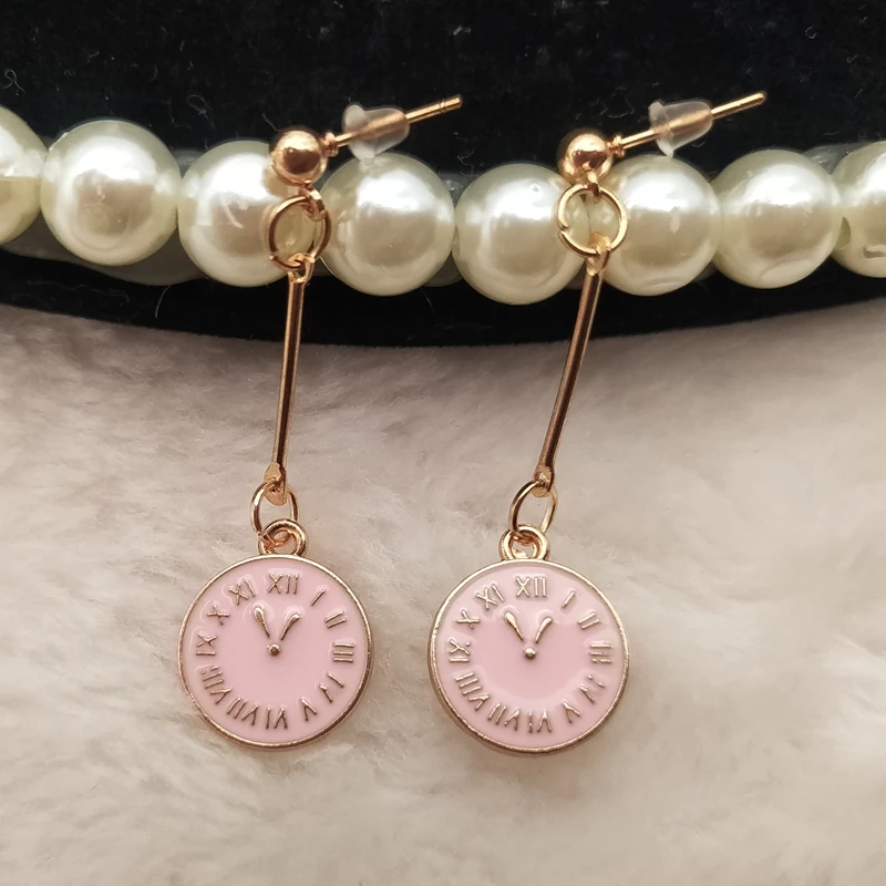 Enamel Watches Pendant Earrings Alice Dream Clock Earrings Tassel Metal Earrings Girls Fashion Jewelry
Enamel Watches Pendant Earrings Alice Dream Clock Earrings Tassel Metal Earrings Girls Fashion Jewelry
