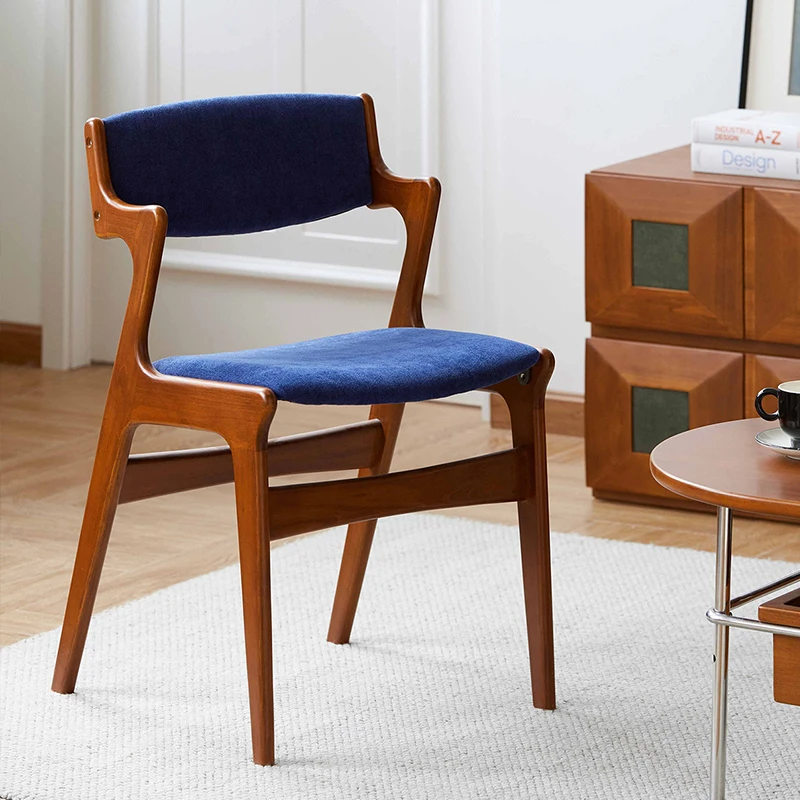 Small card home solid wood dining chair home soft bag back casual chair Nordic retro designer single book desk and chair
Small card home solid wood dining chair home soft bag back casual chair Nordic retro designer single book desk and chair