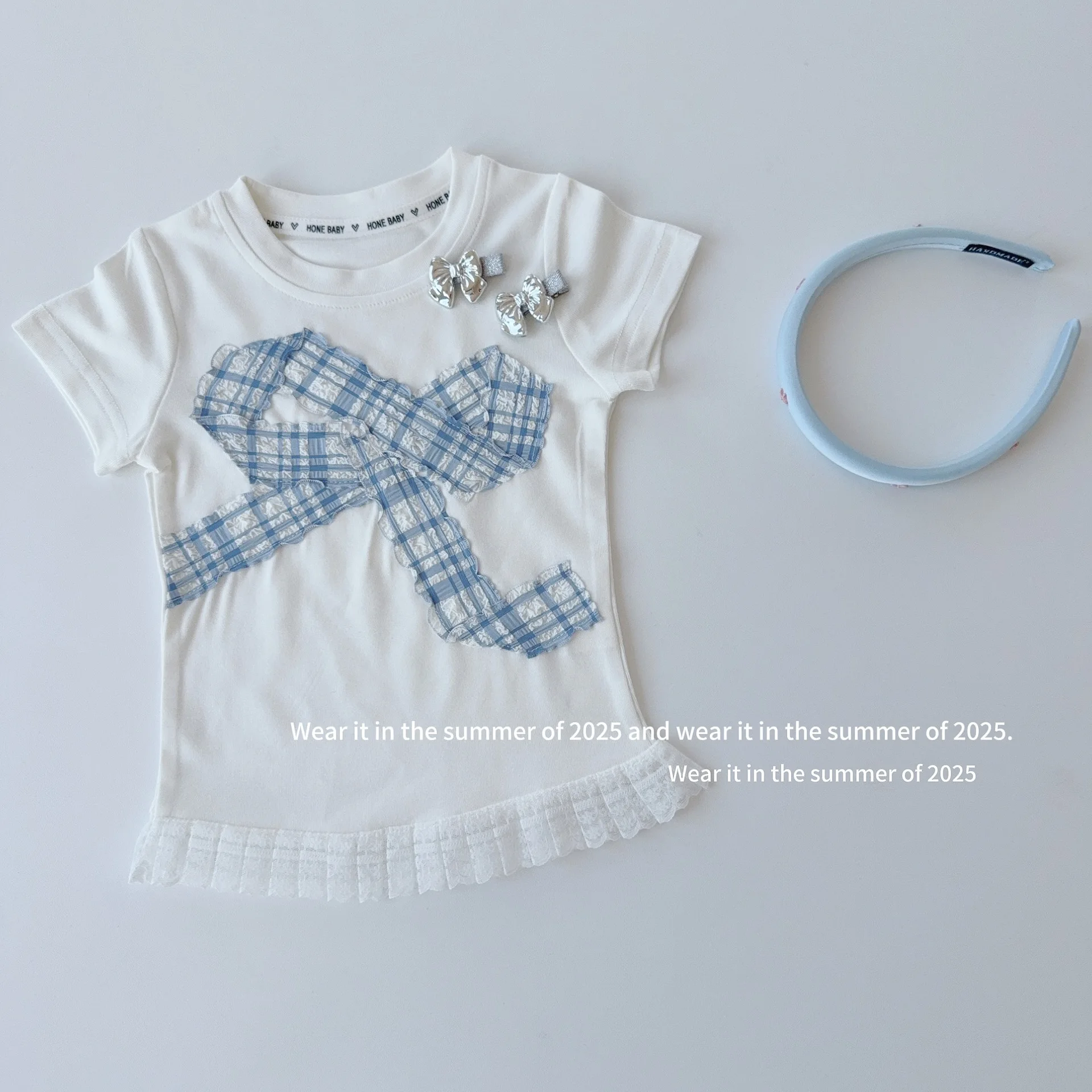 2025 Summer New Girls Cute Bow Short Sleeve T Shirts Baby Cotton Tops Children Tee Thin Kids Girls Fashion Lace T Shirt
2025 Summer New Girls Cute Bow Short Sleeve T Shirts Baby Cotton Tops Children Tee Thin Kids Girls Fashion Lace T Shirt