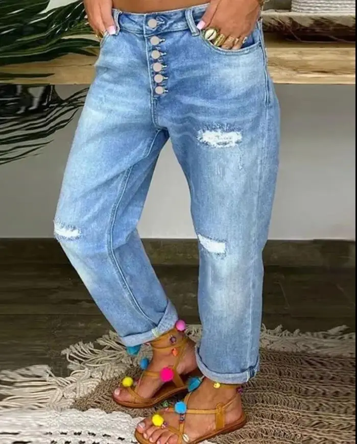 Women's Jeans 2024 Spring Fashion Button Fly Ripped Low Waist Pocket Design Casual Plain Long Straight Jeans Y2K Streetwear
Women's Jeans 2024 Spring Fashion Button Fly Ripped Low Waist Pocket Design Casual Plain Long Straight Jeans Y2K Streetwear