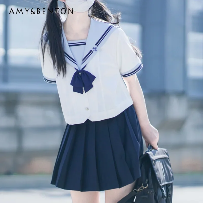 Japanese Original Jk Uniform Sailor Collar Summer Dark White Color Matching Short Sleeve Bow Mini Pleated Skirt Suit For Girls
Japanese Original Jk Uniform Sailor Collar Summer Dark White Color Matching Short Sleeve Bow Mini Pleated Skirt Suit For Girls