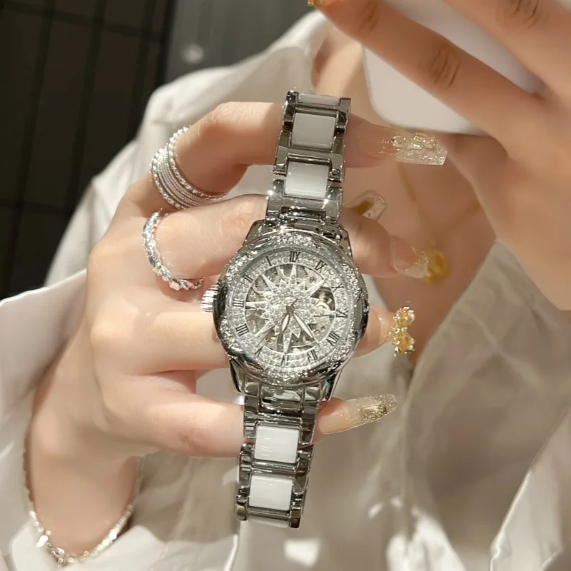 Ladies, the new popular ceramic machinery full of diamonds fashionable waterproof watch
Ladies, the new popular ceramic machinery full of diamonds fashionable waterproof watch