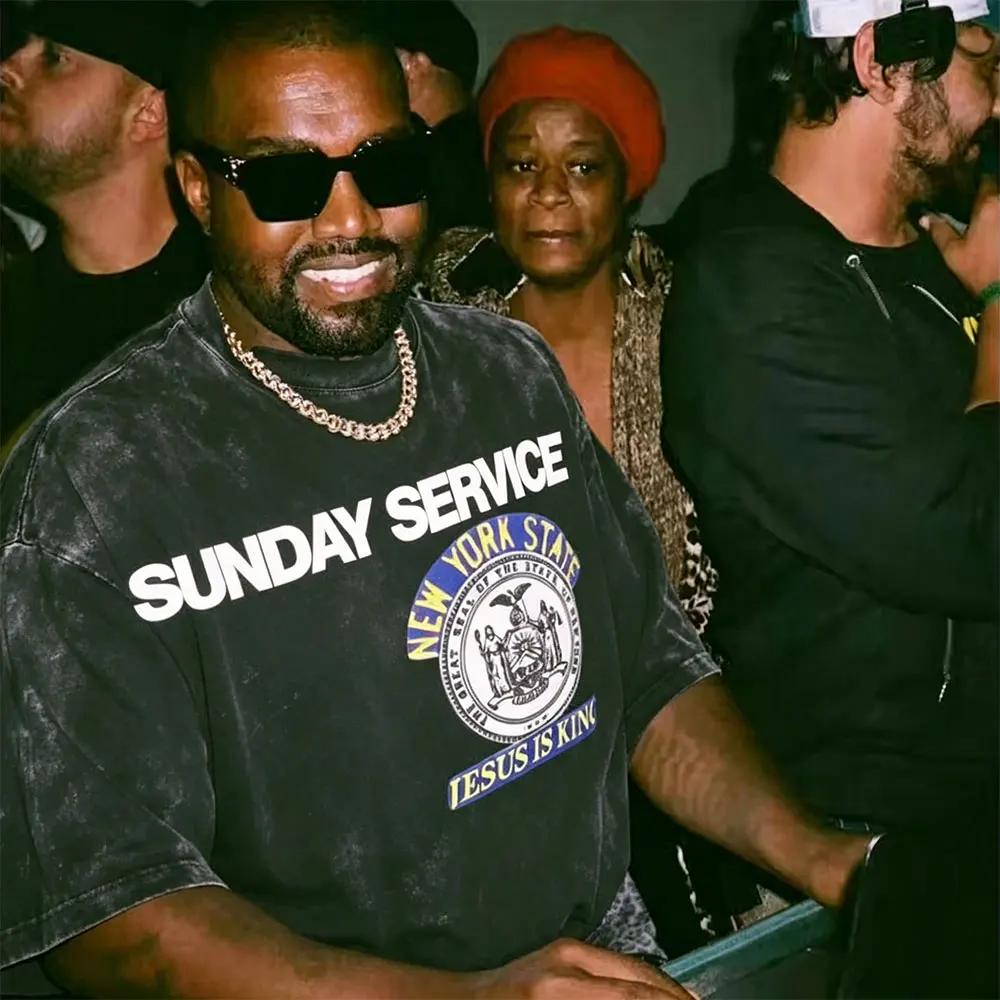 Washed Vintage Rapper Kanye West Sunday Service Jesus Is King Same Style Print T-shirt Men Hip Hop Oversized T-shirts Streetwear
Washed Vintage Rapper Kanye West Sunday Service Jesus Is King Same Style Print T-shirt Men Hip Hop Oversized T-shirts Streetwear