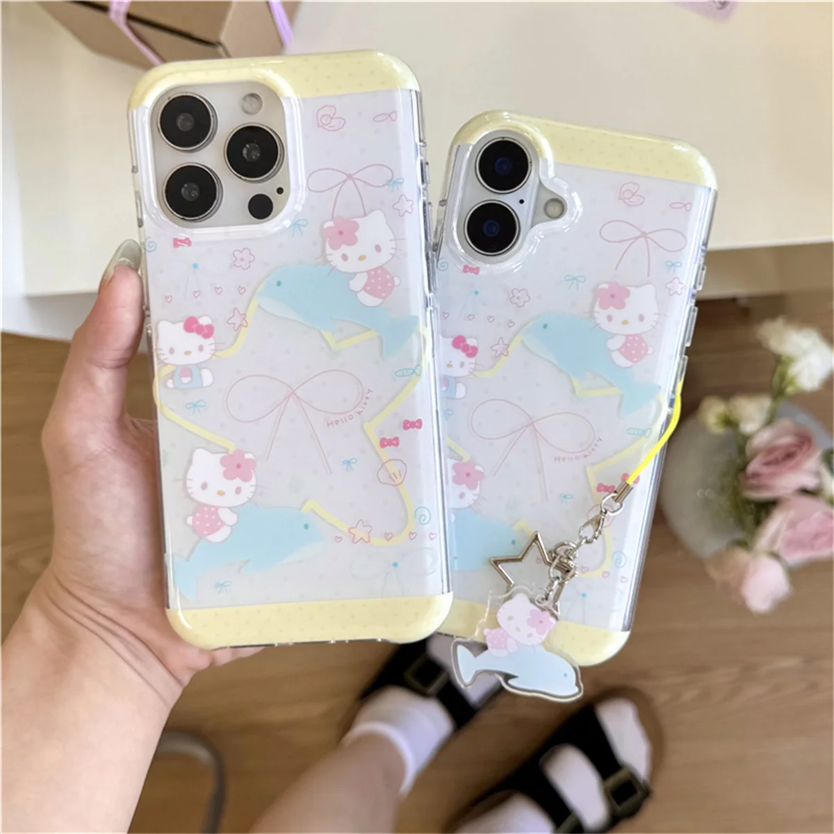 Fashion Cute Dolphin Hellokitty Phone Case For iPhone 16 Pro 14 15 Pro Max Cover with Pendant Kawaii Cartoon Cases
Fashion Cute Dolphin Hellokitty Phone Case For iPhone 16 Pro 14 15 Pro Max Cover with Pendant Kawaii Cartoon Cases