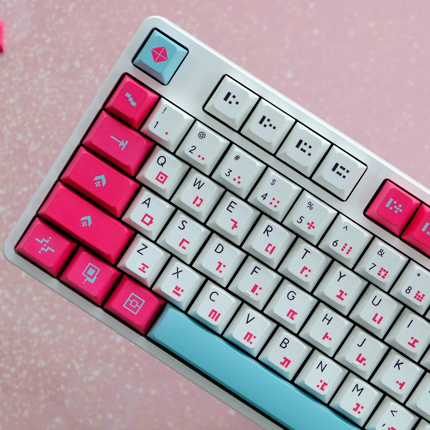 Air mechanical keyboard cap original high content pbt sublimation personality keycap red
Air mechanical keyboard cap original high content pbt sublimation personality keycap red