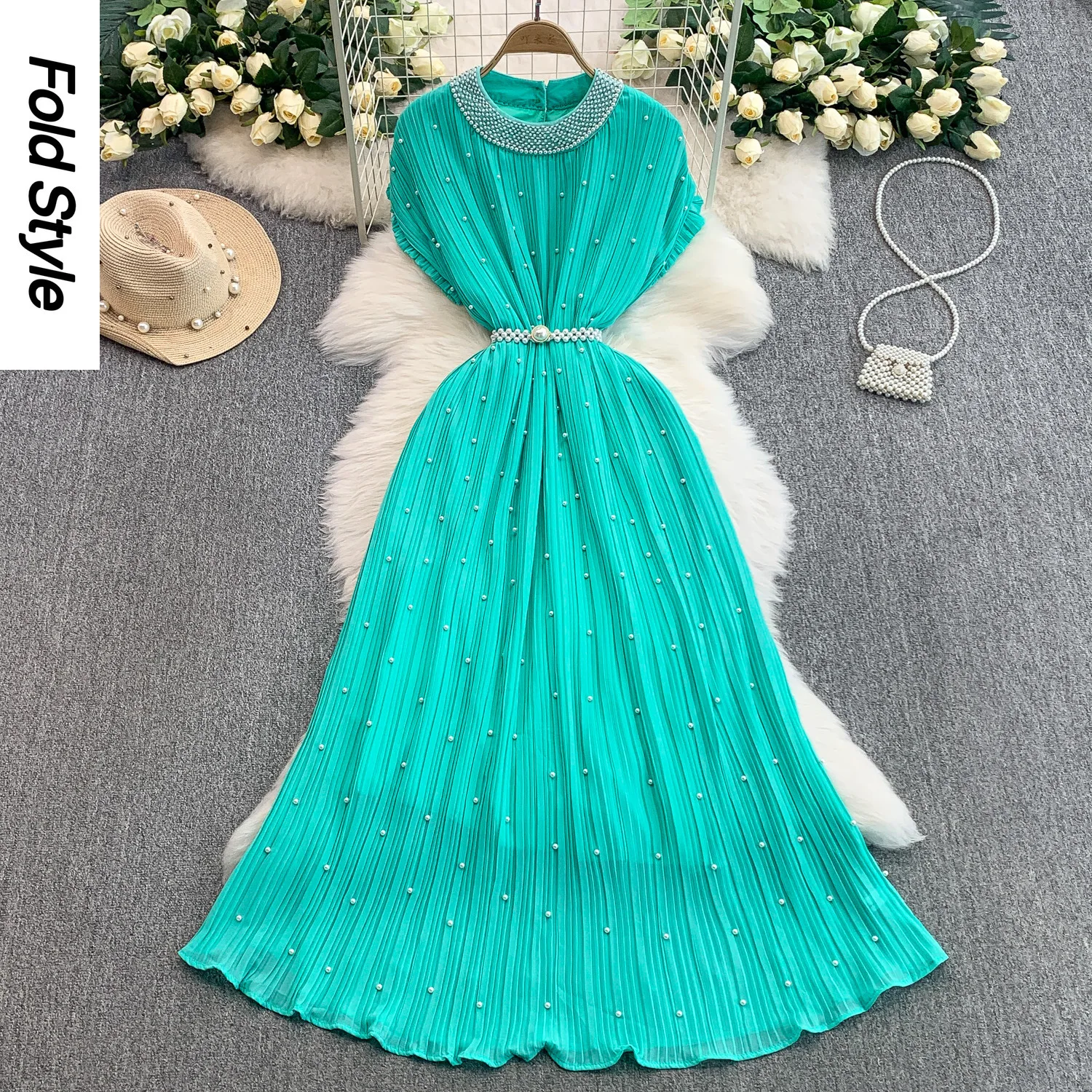 2025 Light Luxury Celebrity Heavy Industry Bead Round Neck Dress Women's Summer Waist Thin Pleated Elegant Dress Long Skirt New
2025 Light Luxury Celebrity Heavy Industry Bead Round Neck Dress Women's Summer Waist Thin Pleated Elegant Dress Long Skirt New