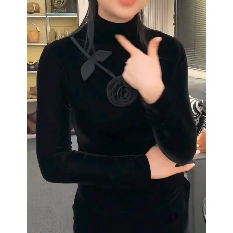 Fashion Flower Autumn Mom Gold Velvet Top Long Sleeve 2025 New Solid Color Casual V-neck Base Shirt
Fashion Flower Autumn Mom Gold Velvet Top Long Sleeve 2025 New Solid Color Casual V-neck Base Shirt