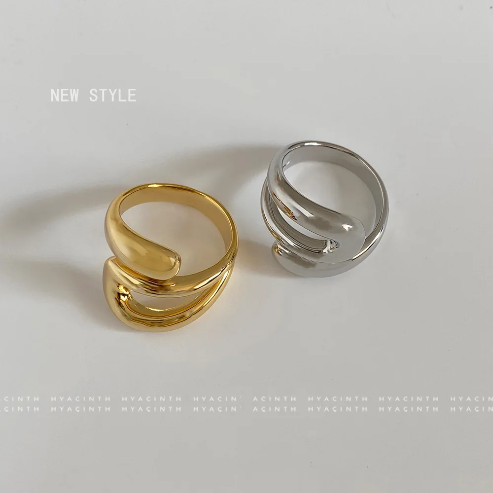 Adjustable Korean Fashion Double-layered Open Ring with Simple and Luxe Design for Couples
Adjustable Korean Fashion Double-layered Open Ring with Simple and Luxe Design for Couples