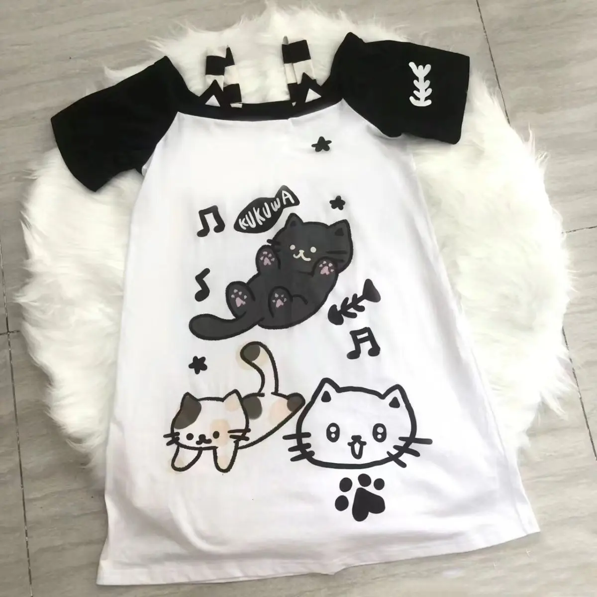 Japanese Cat Sweet Cool Cute Patchwork Short Sleeve T-shirt Y2k Tops Cartoon Print Tees New Casual Tshirt Summer Women Clothing
Japanese Cat Sweet Cool Cute Patchwork Short Sleeve T-shirt Y2k Tops Cartoon Print Tees New Casual Tshirt Summer Women Clothing