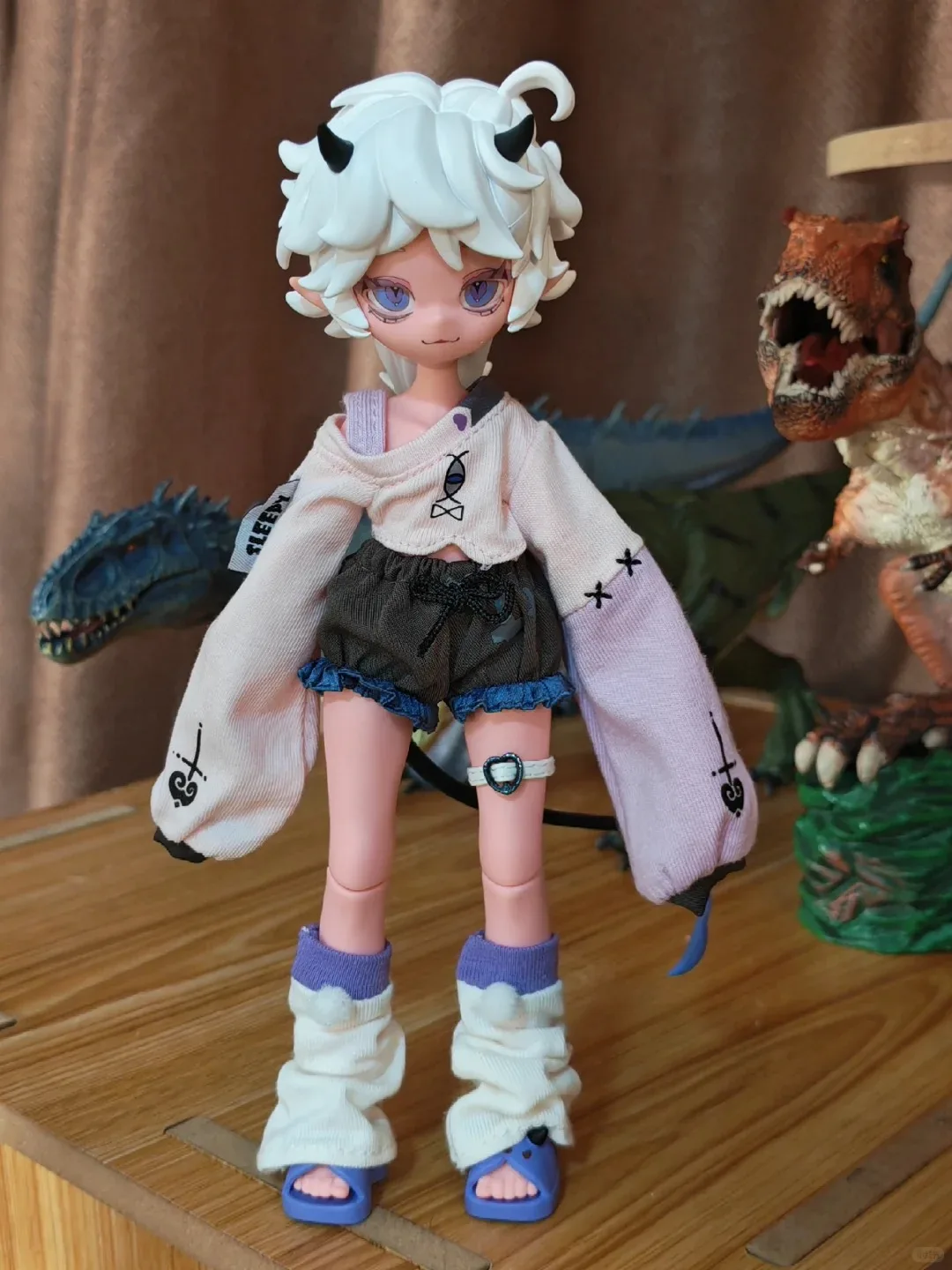 Оригинальная слепая коробка, серия Demon Horn, Bjd Mystery Box, восьмиточечная экшн-кукла, настольные украшения, семь смертных грехов, периферийные игрушки
Оригинальная слепая коробка, серия Demon Horn, Bjd Mystery Box, восьмиточечная экшн-кукла, настольные украшения, семь смертных грехов, периферийные игрушки