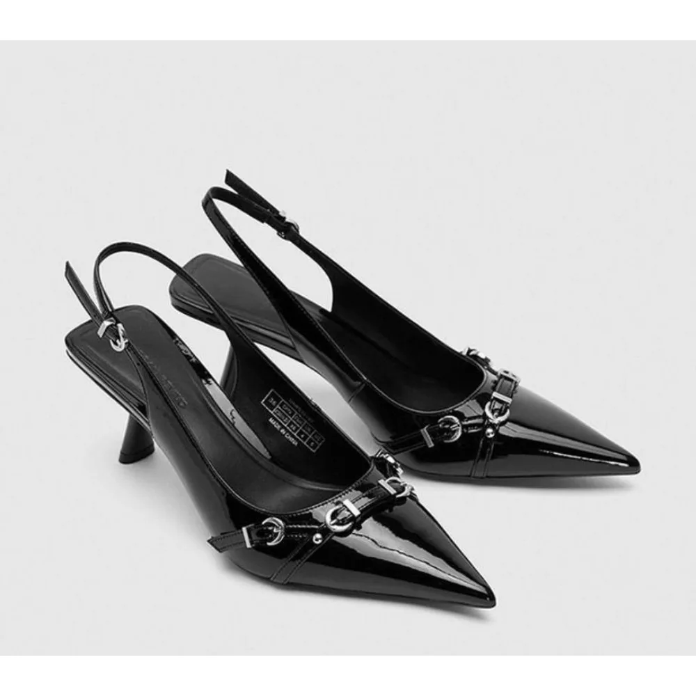 Womens Summer New Simple Solid Color Sexy Pointed Toe Sandals PU Leather Outdoor Casual Comfortable Office Womens High Heels
Womens Summer New Simple Solid Color Sexy Pointed Toe Sandals PU Leather Outdoor Casual Comfortable Office Womens High Heels
