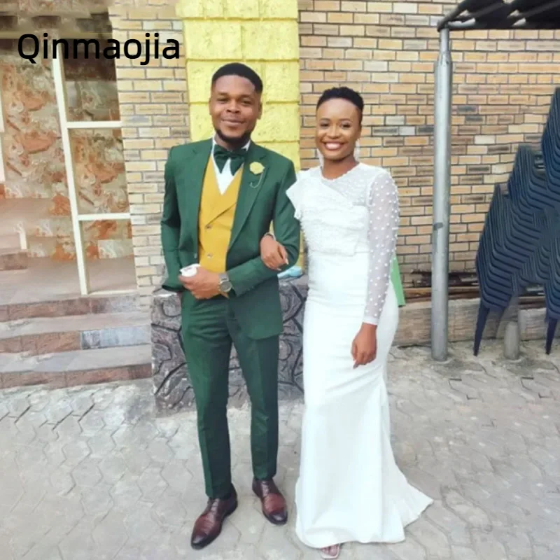 Green Wedding Suits for Groomsman Notched Lapel One Button Sets terno masculinos completo 3 Pieces elegant suits for men
Green Wedding Suits for Groomsman Notched Lapel One Button Sets terno masculinos completo 3 Pieces elegant suits for men