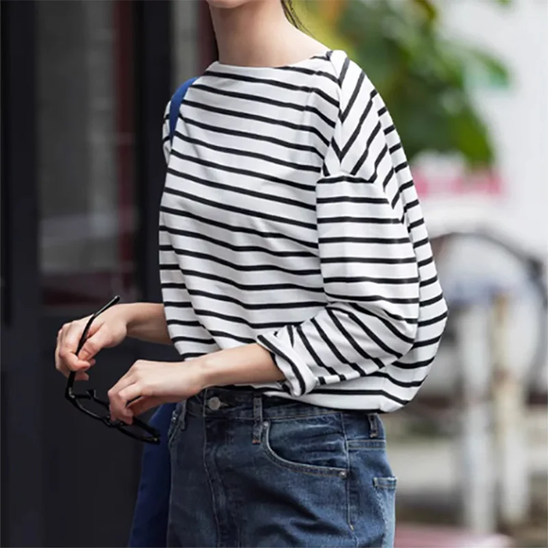 Japan Rakuten Autumn New Women's Striped T-shirt Pure Cotton Casual Simple Versatile Round Neck Long Sleeve Top
Japan Rakuten Autumn New Women's Striped T-shirt Pure Cotton Casual Simple Versatile Round Neck Long Sleeve Top