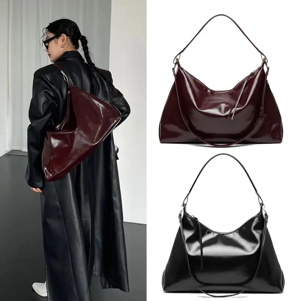 Women Fashion Oil Wax Leather Cross-body Messenger Bag Versatile Casual Shoulder Bags Luxury Design Large Capacity Tote Bag
Women Fashion Oil Wax Leather Cross-body Messenger Bag Versatile Casual Shoulder Bags Luxury Design Large Capacity Tote Bag