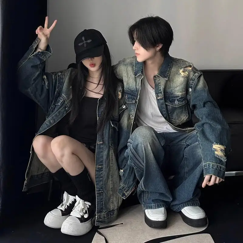 Retro American Waed Denim Jaet Loose Fit Spring Autumn Couple's Sle Design Hole Punch Collar Jaet Breathable Outerwear
Retro American Waed Denim Jaet Loose Fit Spring Autumn Couple's Sle Design Hole Punch Collar Jaet Breathable Outerwear