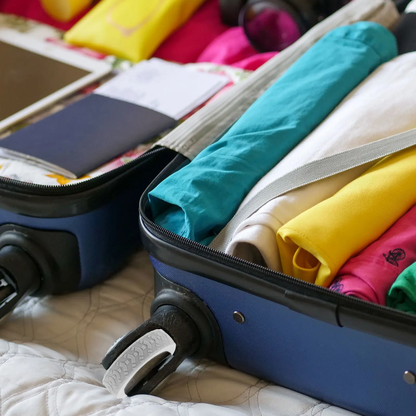 8Pcs Durable Silicone Suitcase Wheel Protectors Luggage Feet Cover Noise Reduction Travel Essentials Luggage Wheel Covers
8Pcs Durable Silicone Suitcase Wheel Protectors Luggage Feet Cover Noise Reduction Travel Essentials Luggage Wheel Covers