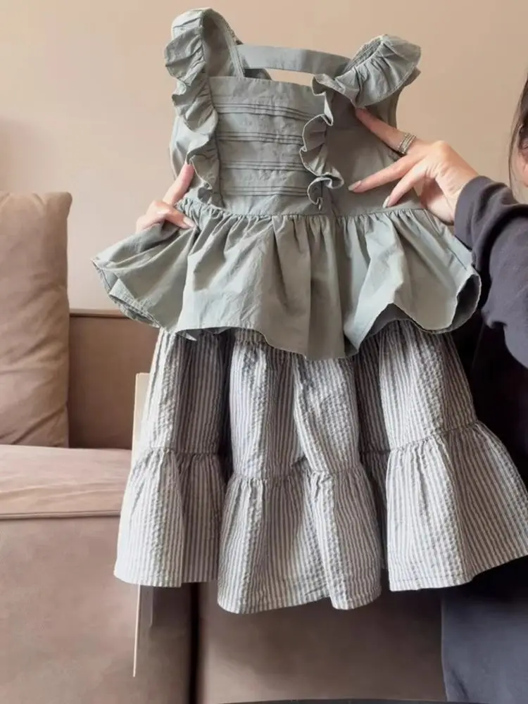 Childrens Clothing Girl Set Summer 2024 New Fashionable Korean Sweet O-neck Sleeveless Vest Skirt Set
Childrens Clothing Girl Set Summer 2024 New Fashionable Korean Sweet O-neck Sleeveless Vest Skirt Set