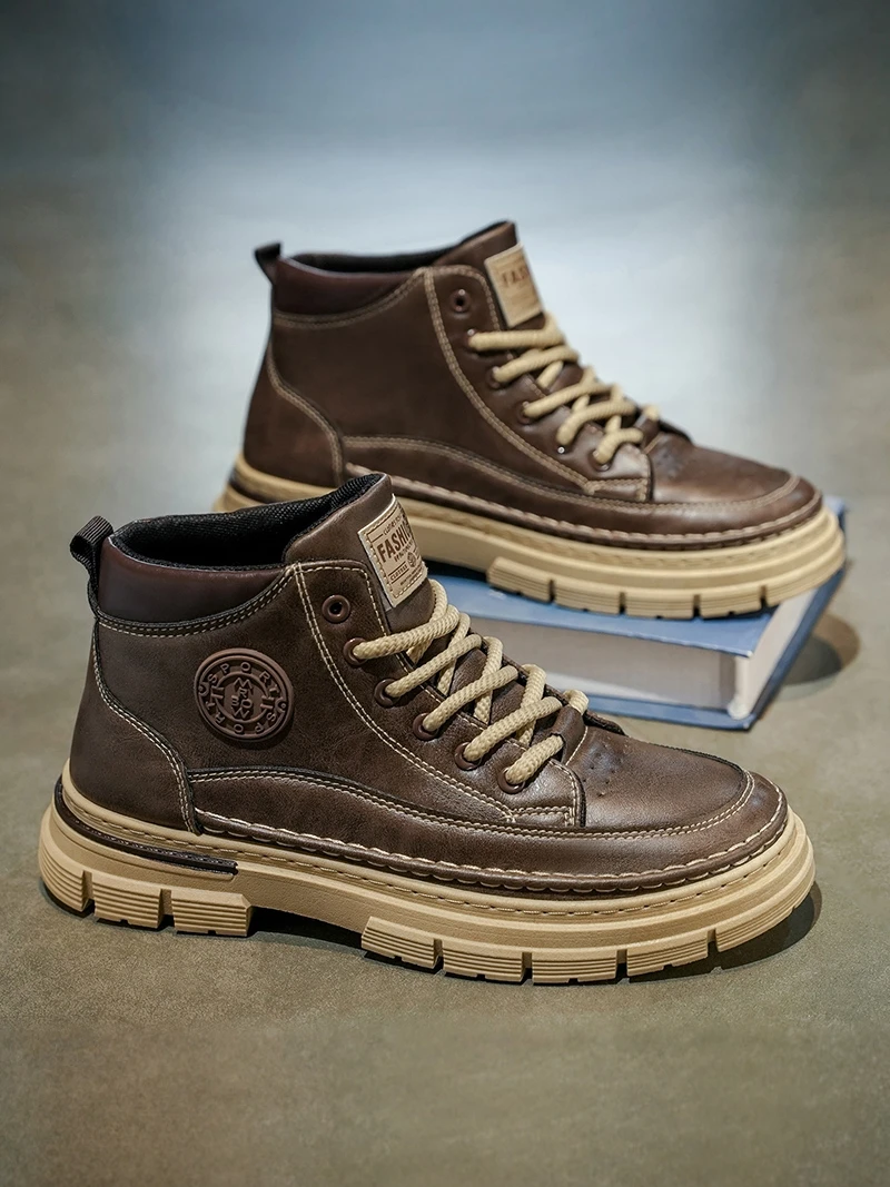 Men's High-Top Waterproof Boots British Style Casual Leather Shoes Mid-Cut Heightening Workwear Boots Spring Autumn
Men's High-Top Waterproof Boots British Style Casual Leather Shoes Mid-Cut Heightening Workwear Boots Spring Autumn