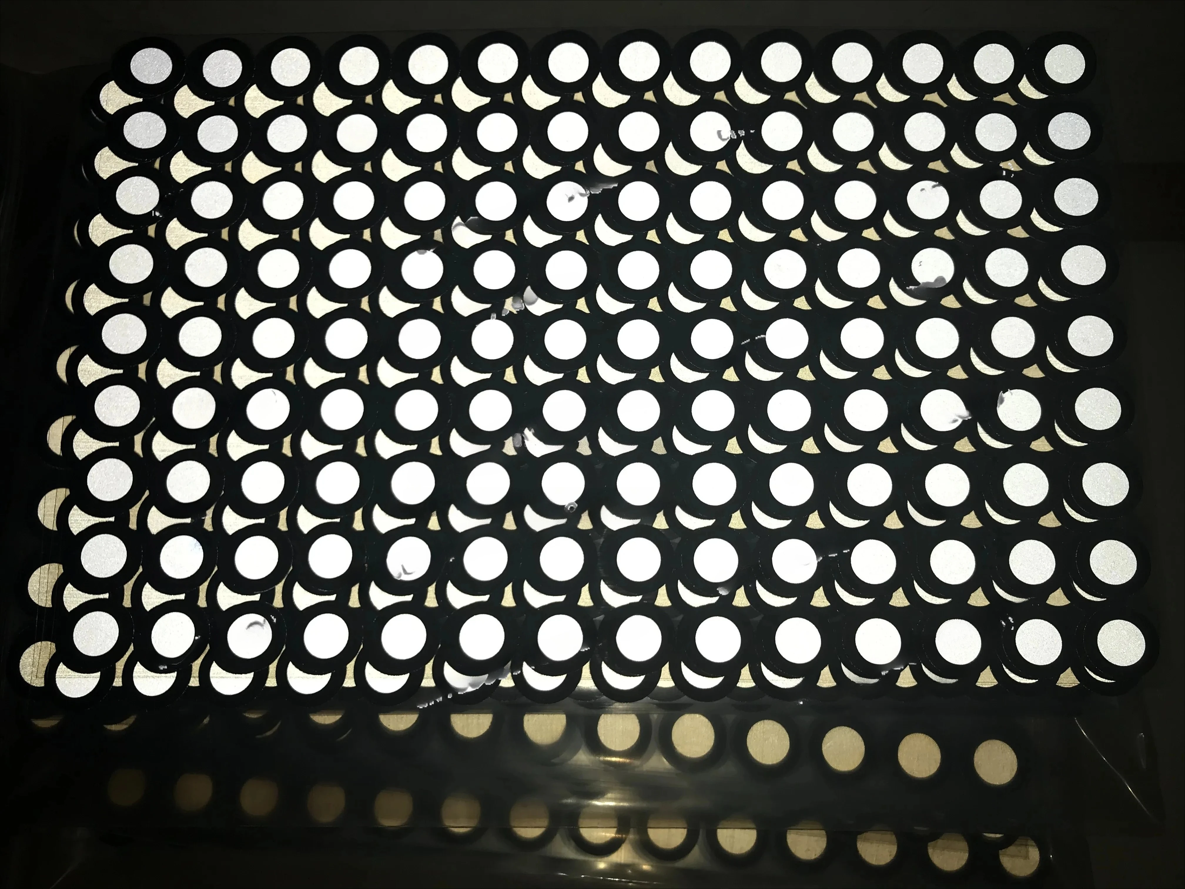 1000 Points Hand-held Laser 3D Scanner High Reflective Marking Point Identification Point Target Point 
1000 Points Hand-held Laser 3D Scanner High Reflective Marking Point Identification Point Target Point