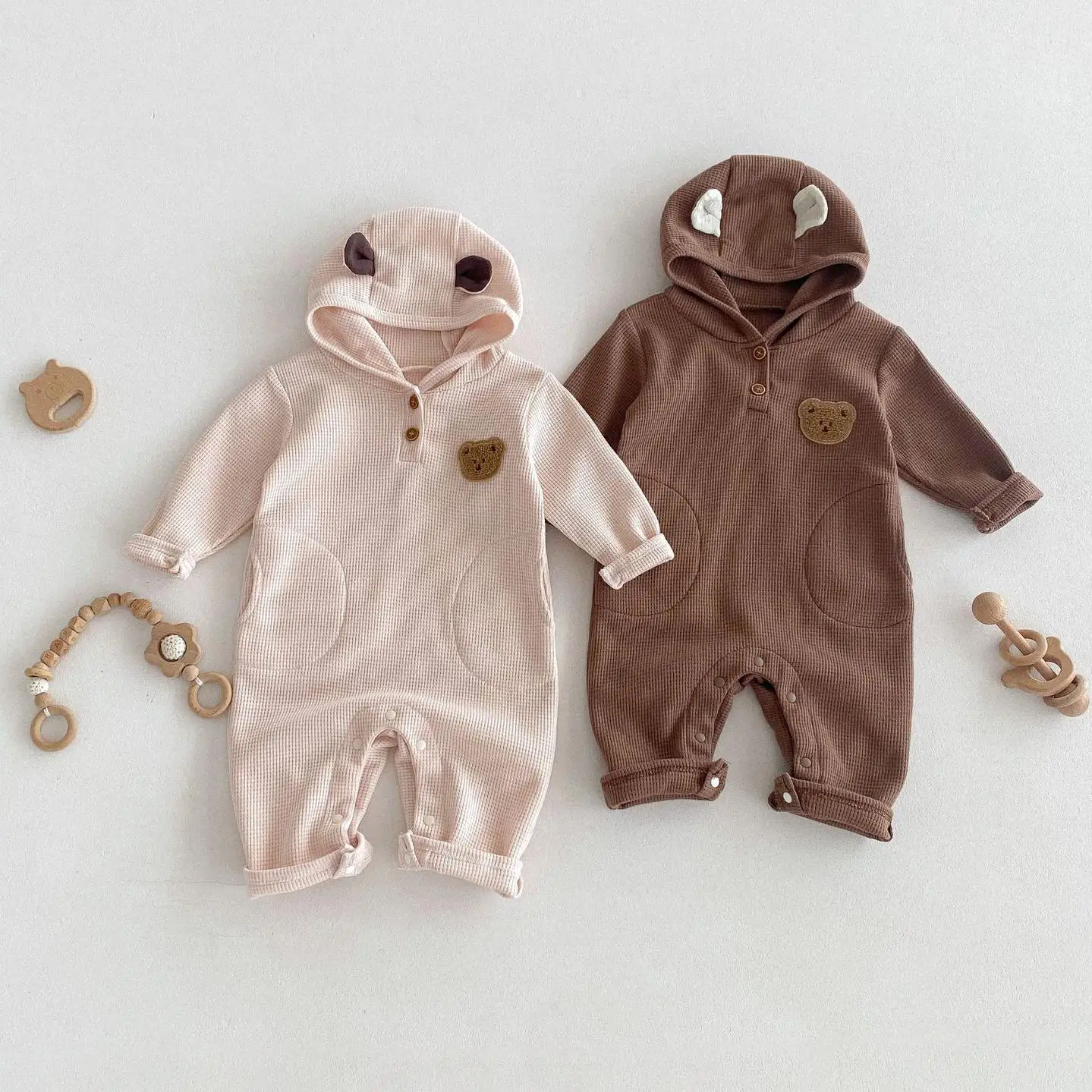 Autumn Baby Clothes Newborn Cartoon Bear Long Sleeve Hooded Romper Solid Boy Girl Waffle One-piece Cute Infant Casual Jumpsuit
Autumn Baby Clothes Newborn Cartoon Bear Long Sleeve Hooded Romper Solid Boy Girl Waffle One-piece Cute Infant Casual Jumpsuit