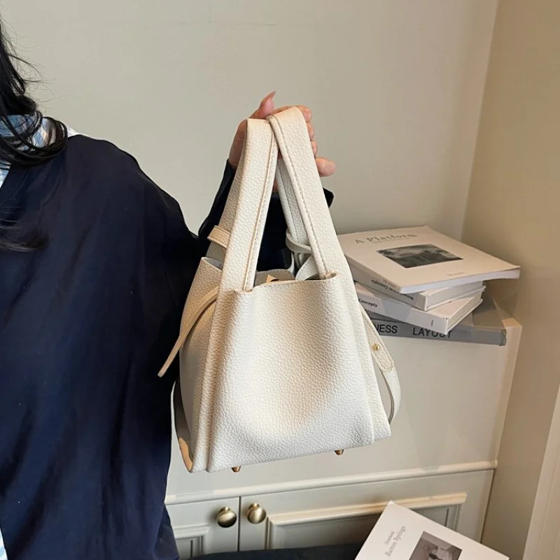 Modern Leather Sling Bag For Women With Adjustable Strap And A Sleek Minimalist Elegant Design
Modern Leather Sling Bag For Women With Adjustable Strap And A Sleek Minimalist Elegant Design