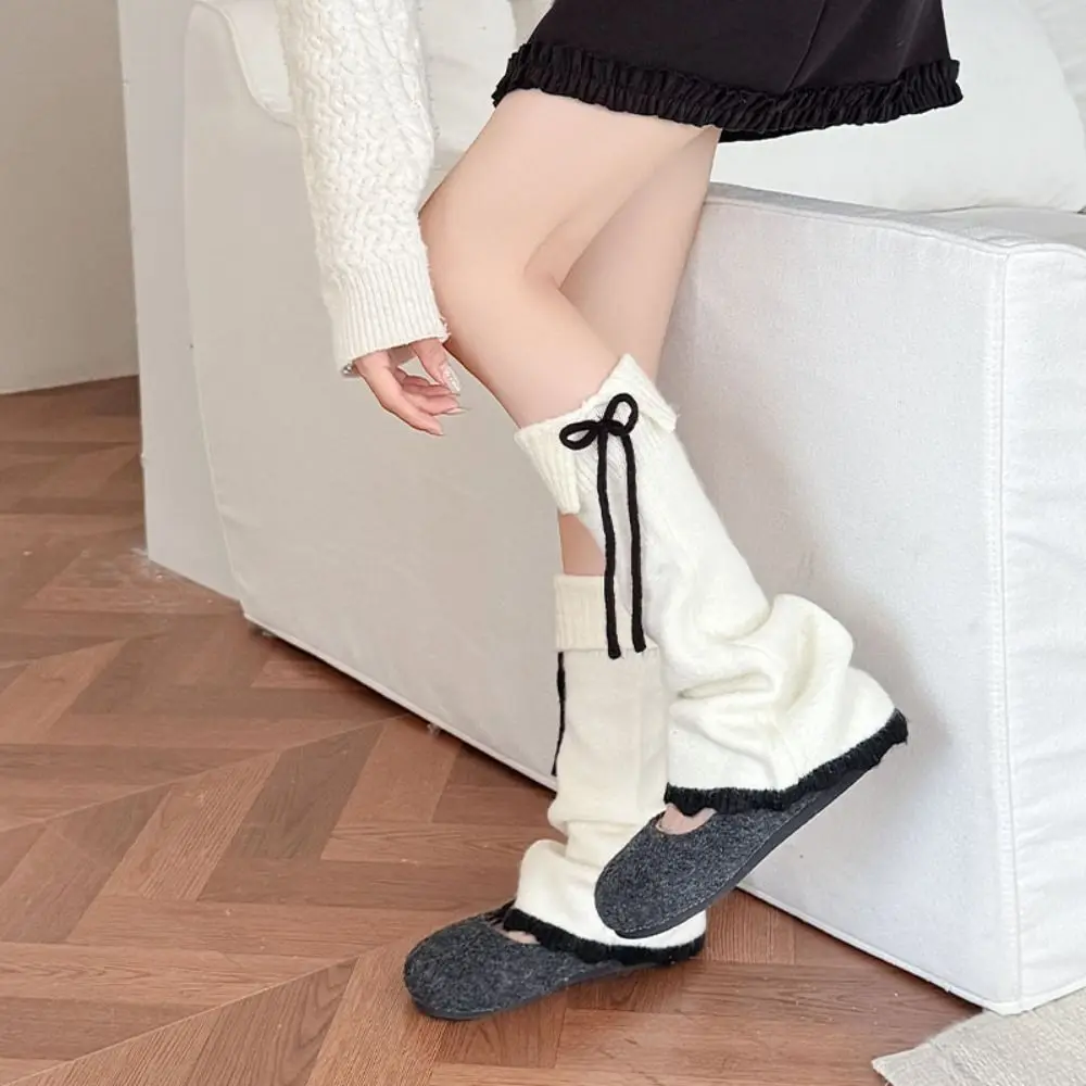 Solid Color Y2K Lace Up Leg Warmers Flare Sweet Ballet Women's Plush Stockings Loose Elastic Knee High Socks Streetwear
Solid Color Y2K Lace Up Leg Warmers Flare Sweet Ballet Women's Plush Stockings Loose Elastic Knee High Socks Streetwear