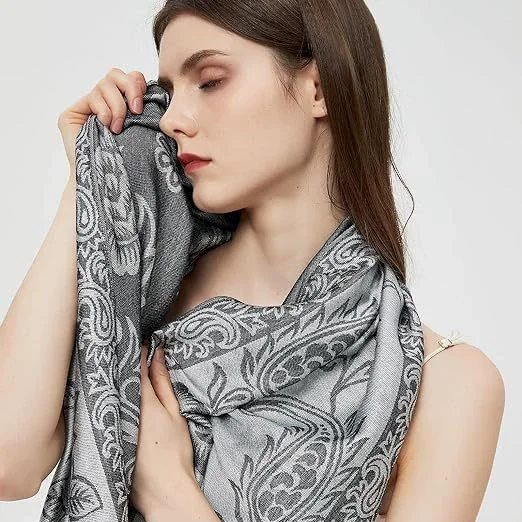 Wholesale Thick Pashmina Scarf Shawl Wrap Paisley Jacquard Stoles Vintage Cashew Scarves Printed Cotton Tippet Sunscreen Hijab
Wholesale Thick Pashmina Scarf Shawl Wrap Paisley Jacquard Stoles Vintage Cashew Scarves Printed Cotton Tippet Sunscreen Hijab