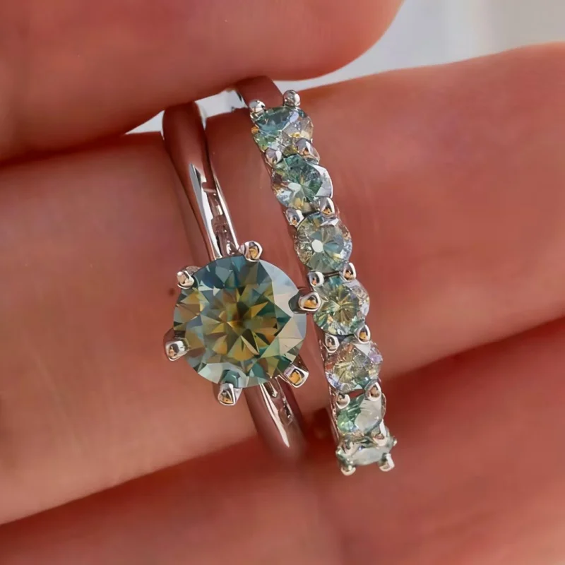 2 Piece Moissanite Rings D VVS1 Total 1.7CT, S925 Sterling Silver Stackable Couple Rings Ideal for Engagement & Anniversary Gift
2 Piece Moissanite Rings D VVS1 Total 1.7CT, S925 Sterling Silver Stackable Couple Rings Ideal for Engagement & Anniversary Gift