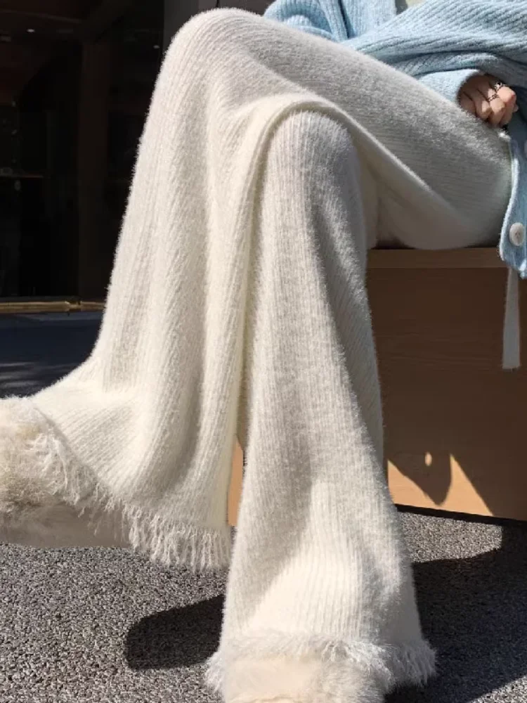 Casual Knitted Fce Lined Wide Leg Pants Women's Autumn Winter New Sle Tassel Fringe Micro Flared Pants High Waist
Casual Knitted Fce Lined Wide Leg Pants Women's Autumn Winter New Sle Tassel Fringe Micro Flared Pants High Waist