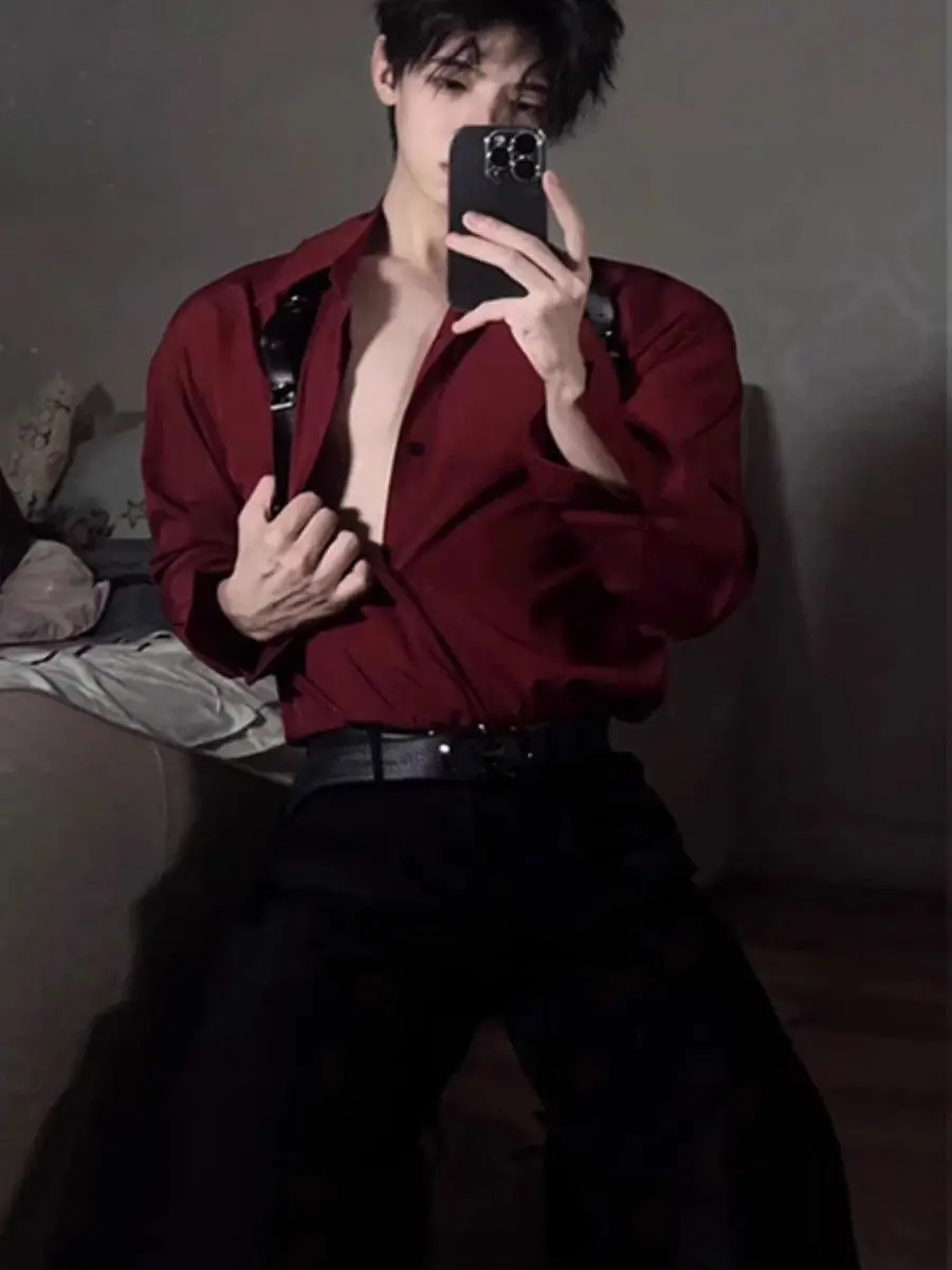 Wine Red Long Sleeve Shirt Men's Business Style Inner Wear Durable Polyester Fabric Standard Fit Button up Casual Fashion
Wine Red Long Sleeve Shirt Men's Business Style Inner Wear Durable Polyester Fabric Standard Fit Button up Casual Fashion