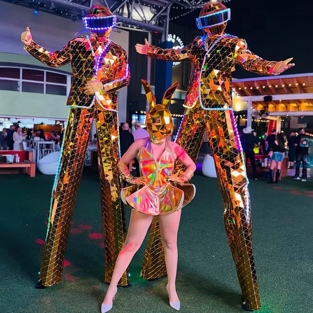 Silver Gold Mirror Costume Stilts Walker LED Robot Suit Costume for DJ Party Performance Show Dance Easter Halloween Party
Silver Gold Mirror Costume Stilts Walker LED Robot Suit Costume for DJ Party Performance Show Dance Easter Halloween Party