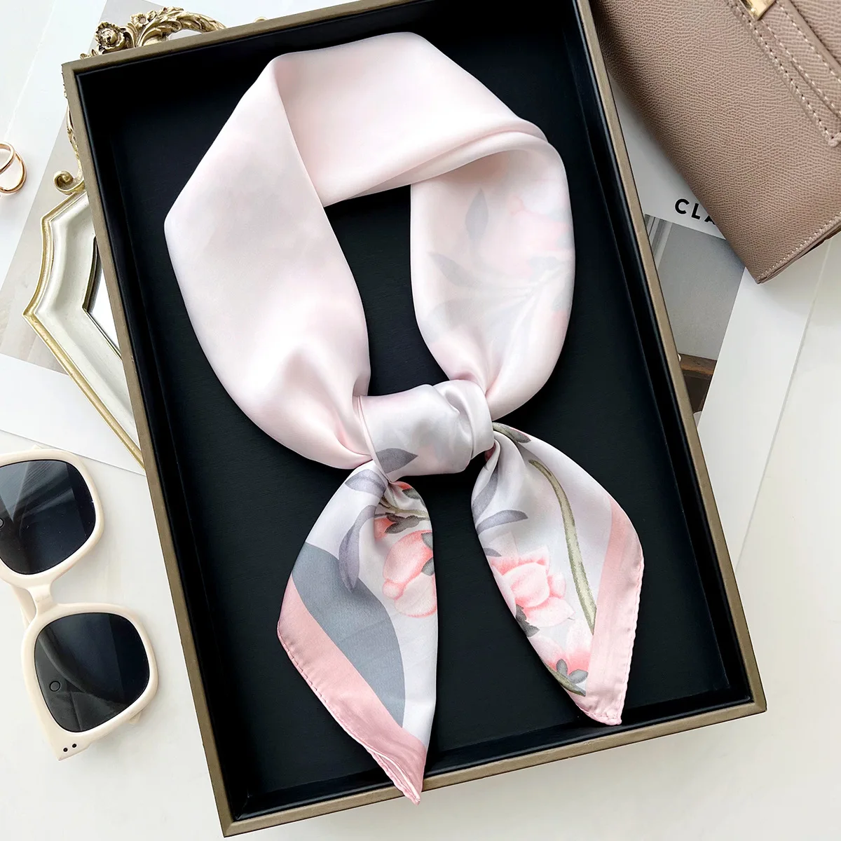 2025 Floral Print Silk Square Scarf Women 70cm Elegant Bandana Neckerchief UV Protection Shawl Fashion Head Wrap Bag Scarf
2025 Floral Print Silk Square Scarf Women 70cm Elegant Bandana Neckerchief UV Protection Shawl Fashion Head Wrap Bag Scarf