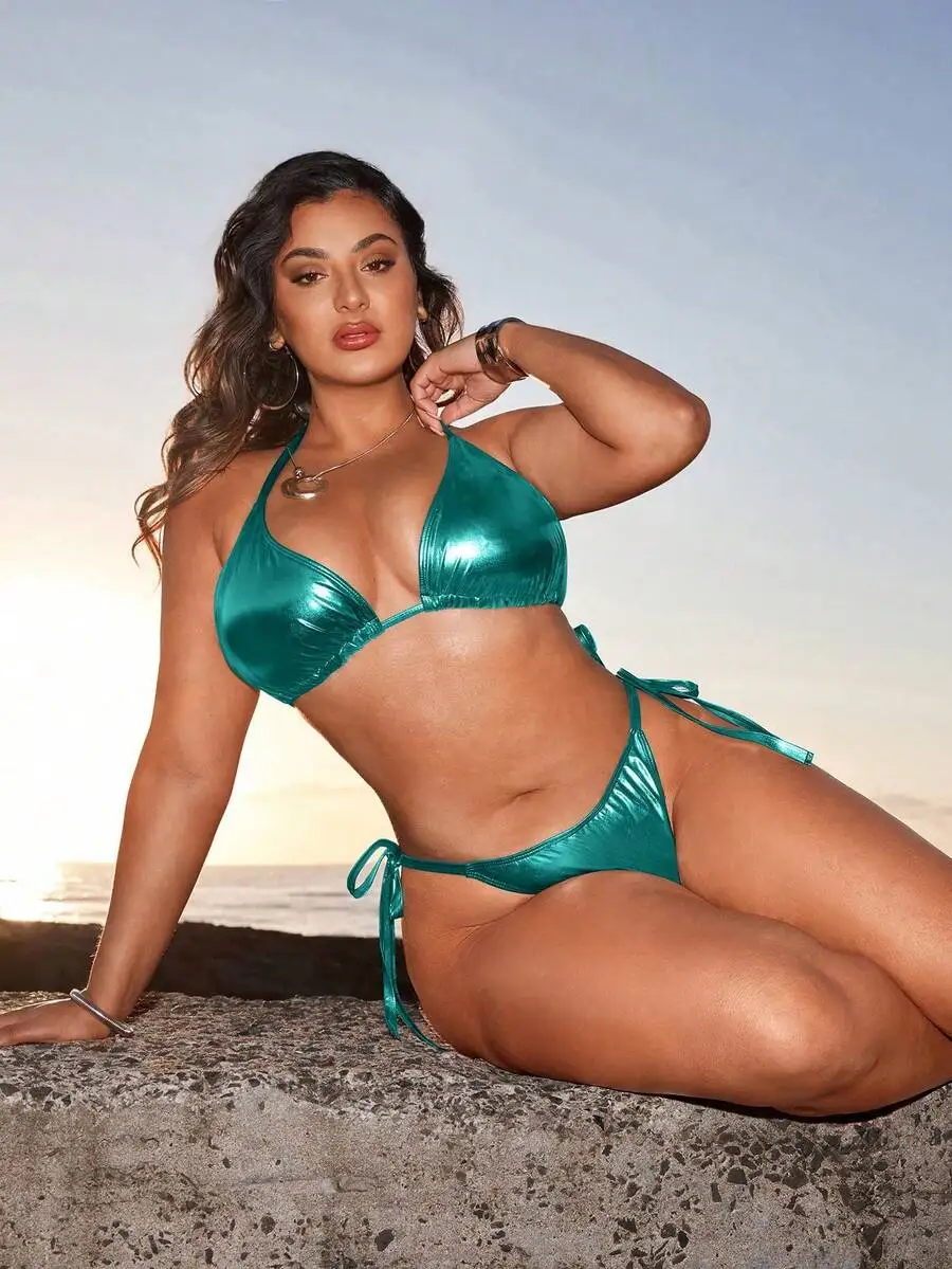 Plus Size Metallic Halter Tie Side Split Bikini Swimsuit For Women Summer Beach Vacation
Plus Size Metallic Halter Tie Side Split Bikini Swimsuit For Women Summer Beach Vacation