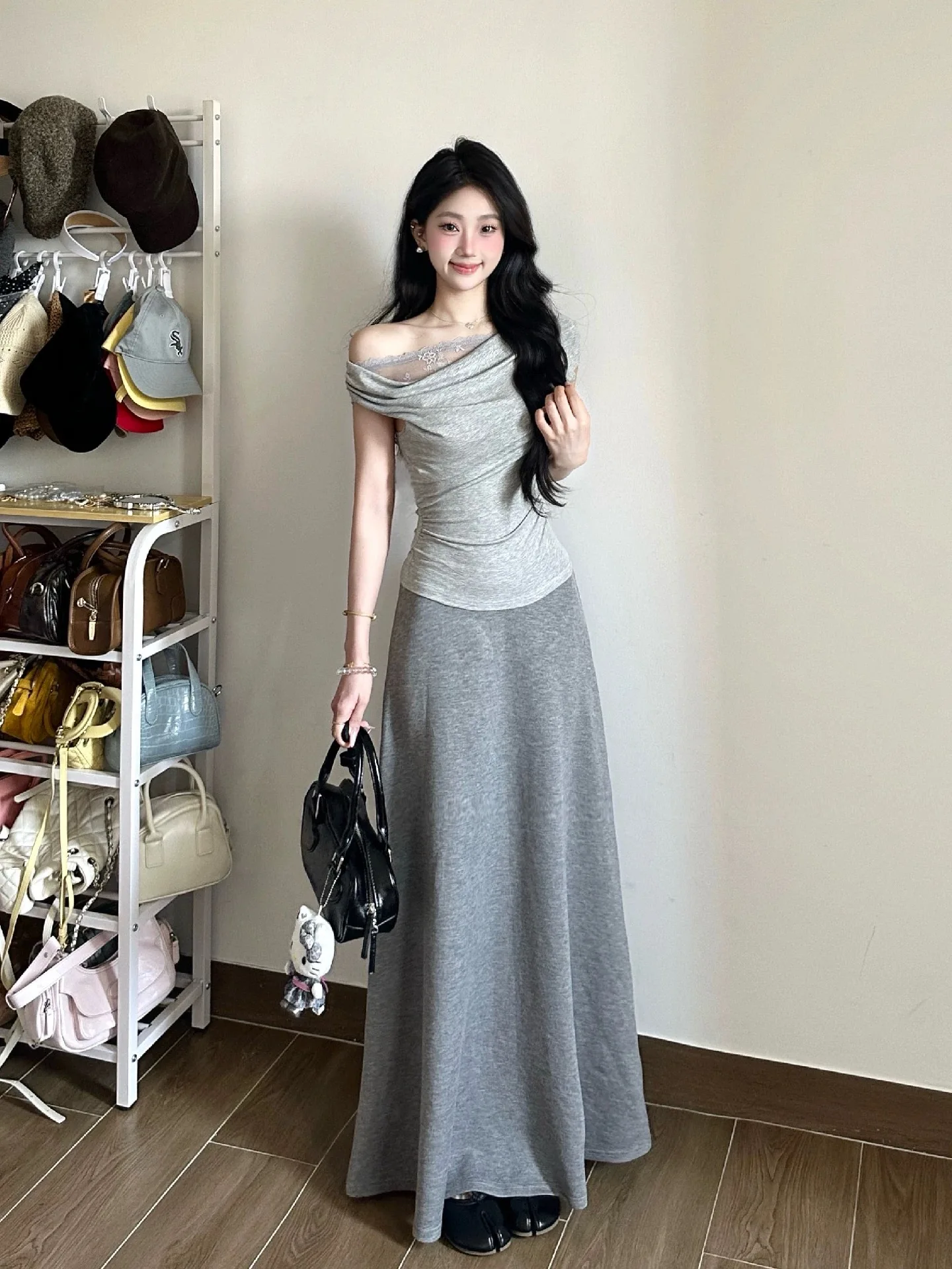 Korean Style Women's Summer Outfit Set High Waist Skirt And Top Ensemble Elegant College Style Fashionable Two Piece Set
Korean Style Women's Summer Outfit Set High Waist Skirt And Top Ensemble Elegant College Style Fashionable Two Piece Set